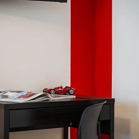 Circuit House Maranello - 650 M From Ferrari Museum, Garage * Fiorano Modenese